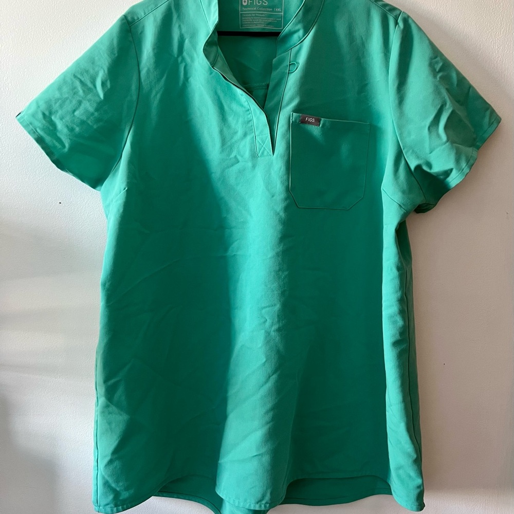 FIGS SURGICAL GREEN Kitale Maternity Scrub Top XXL